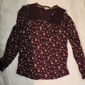 Elegant Floral Print Blouse with Long Sleeves